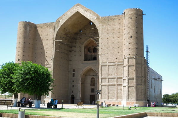 イメージ：ホンジャ・アフメッド・ヤサウイ廟（カザフスタン共和国）2