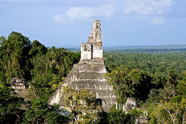 イメージ：ティカル遺跡（グアテマラ共和国）
