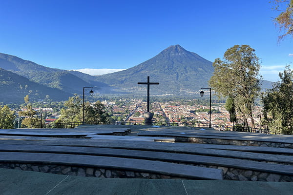 イメージ：十字架の丘（グアテマラ共和国）4