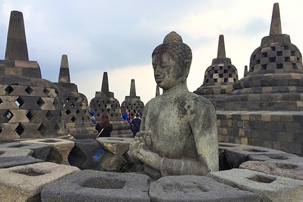 イメージ：ボロブドゥール寺院遺跡