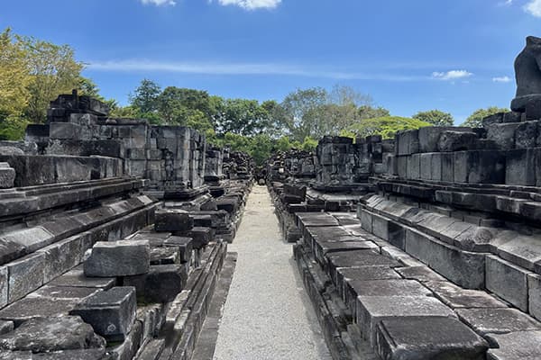 イメージ：プランバナン寺院2