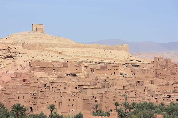 エミレーツ航空ビジネスクラス利用 デラックスホテルに滞在 6大世界遺産巡りモロッコ10日間