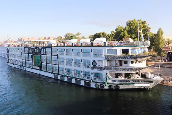 クルーズ旅行で非日常を体験