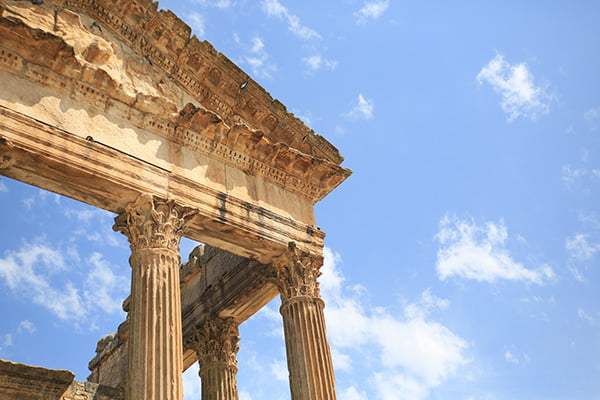 カタール航空ビジネスクラス利用 デラックスホテルに滞在 6大世界遺産巡りチュニジア6日間