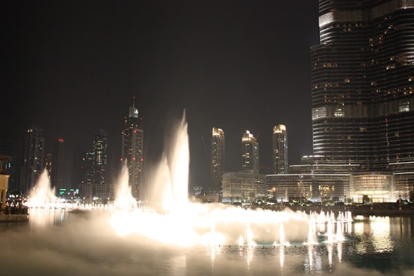 イメージ：ドバイ・ファウンテン2