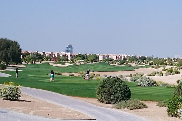 エミレーツ航空プレミアムエコノミークラス利用 ジュメイラ・マルサ・アル・アラブに滞在 ゴルフを満喫！ドバイ6日間