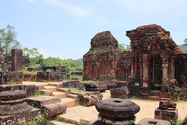 イメージ：ミーソン遺跡