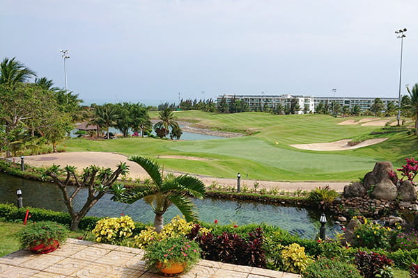 日本航空ビジネスクラス利用 パークハイアットサイゴンホテルに滞在 ベトナムゴルフツアー5日間 ＝ホーチミン＝