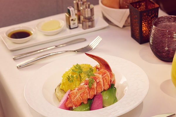 イメージ：機内での食事のクオリティ2