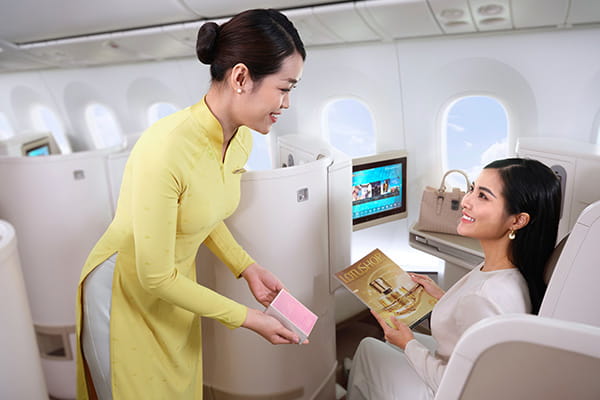 イメージ：広々としたビジネスクラス5