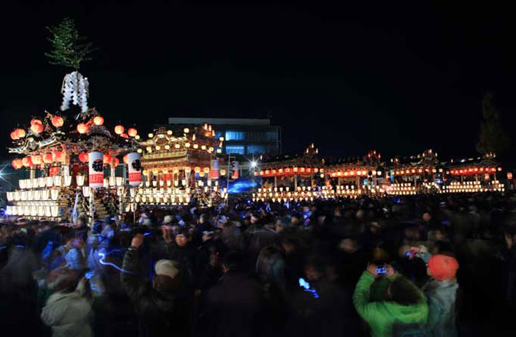 横浜発 豪華絢爛 日本三大曳山まつり 秩父夜祭 を日帰りバスツアーでたっぷり堪能