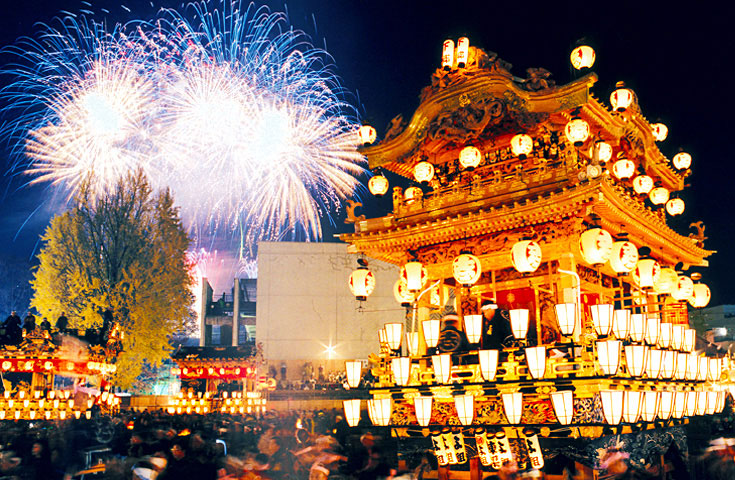 横浜発 豪華絢爛 日本三大曳山まつり 秩父夜祭 を日帰りバスツアーでたっぷり堪能