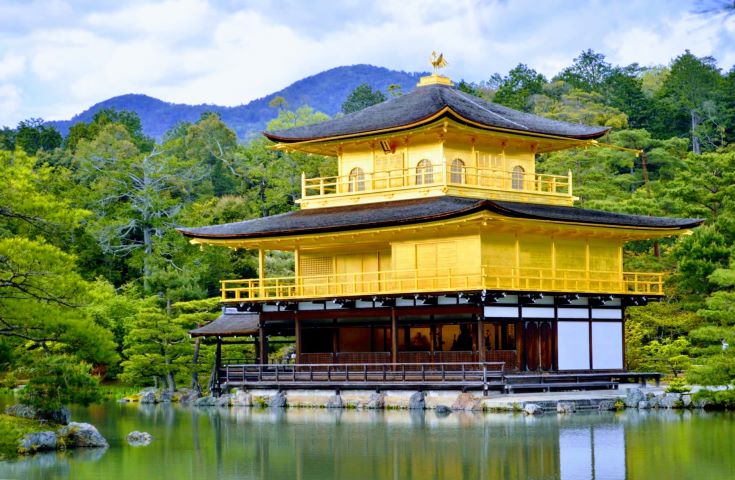 大阪発 金閣寺 嵐山 奈良公園 京都 奈良の観光名所を1日で楽しもう 京野菜と牛肉のしゃぶしゃぶに舌鼓