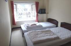 宿泊プラン 苗場 ロッヂひとみ ステイ 1泊2日 滞在中リフト券付 レンタル無料 朝夕食付