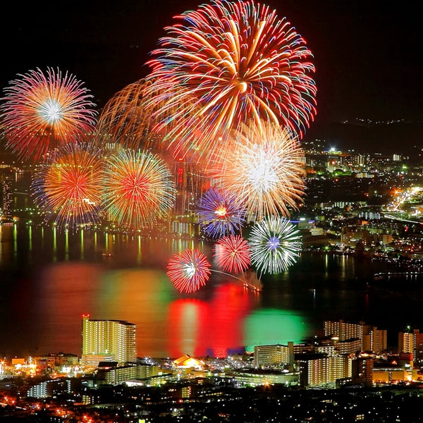 諏訪湖祭り湖上祭花火大会　イメージ