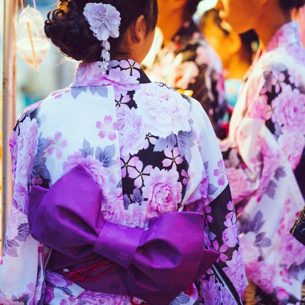 女子 浴衣 夏祭り 花火大会