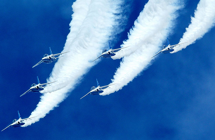 松島基地/T-4「ブルーインパルス」